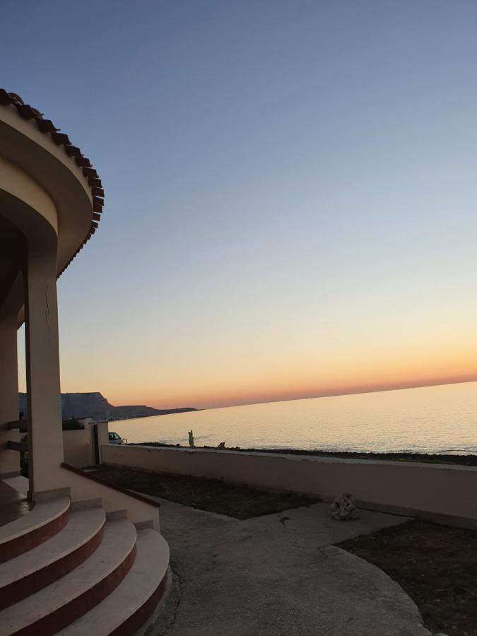 Villino Maria Elena Apartment Valderice Bagian luar foto