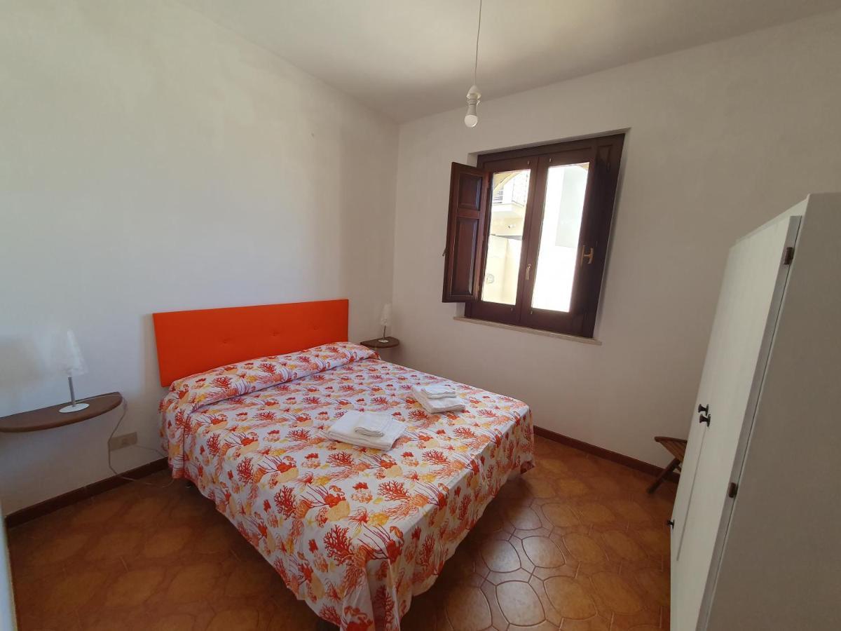 Villino Maria Elena Apartment Valderice Bagian luar foto