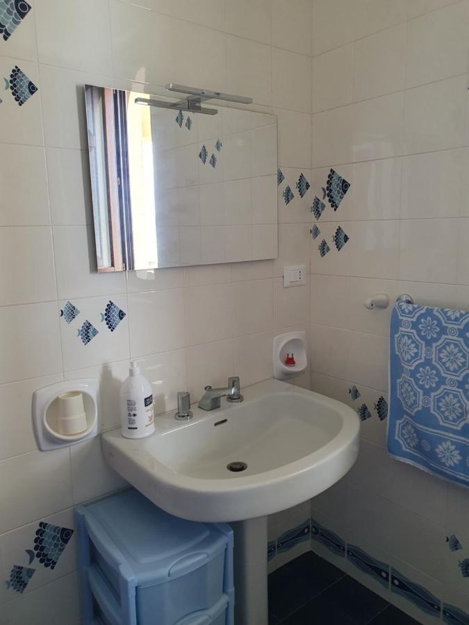 Villino Maria Elena Apartment Valderice Bagian luar foto