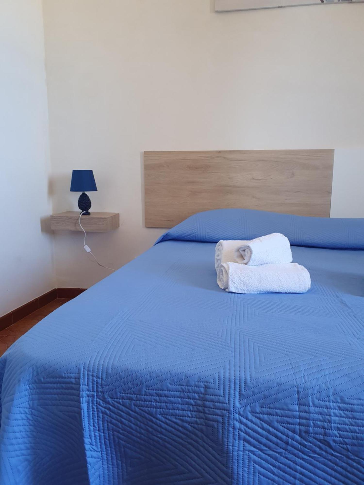 Villino Maria Elena Apartment Valderice Bagian luar foto
