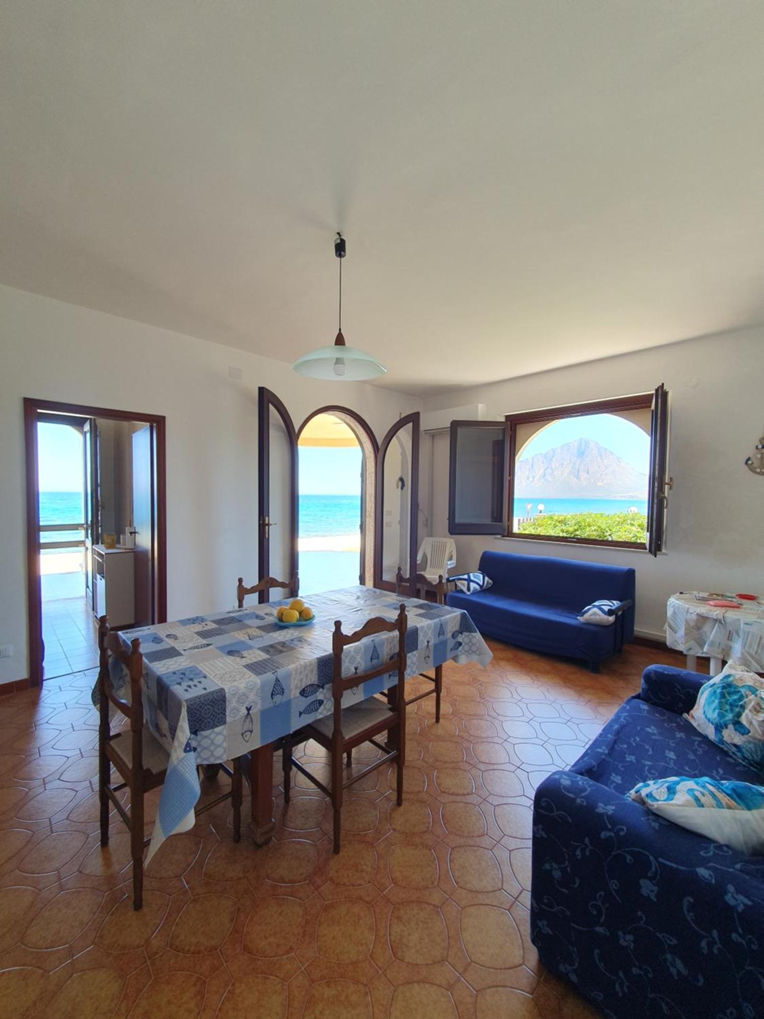 Villino Maria Elena Apartment Valderice Bagian luar foto